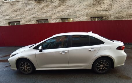 Toyota Corolla, 2022 год, 2 176 000 рублей, 2 фотография