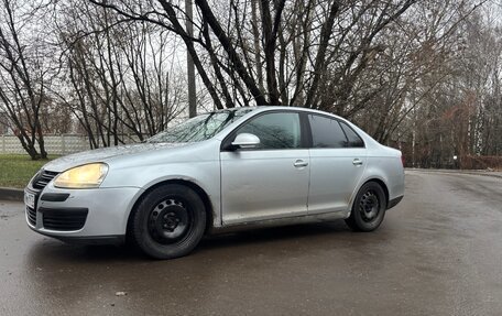 Volkswagen Jetta VI, 2008 год, 450 000 рублей, 2 фотография