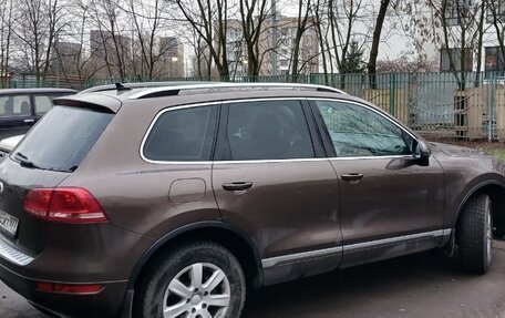 Volkswagen Touareg III, 2011 год, 2 000 000 рублей, 4 фотография
