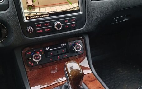 Volkswagen Touareg III, 2011 год, 2 000 000 рублей, 9 фотография