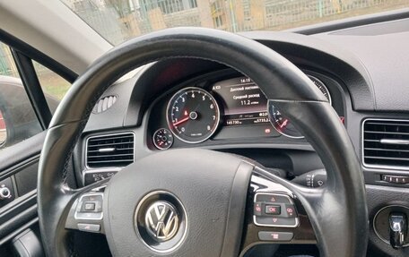 Volkswagen Touareg III, 2011 год, 2 000 000 рублей, 17 фотография