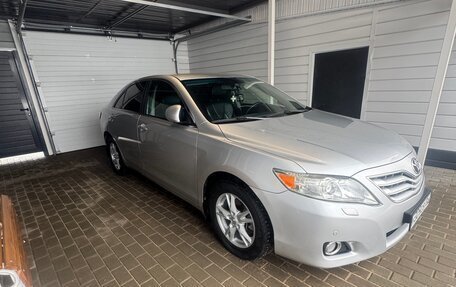 Toyota Camry, 2011 год, 1 350 000 рублей, 3 фотография