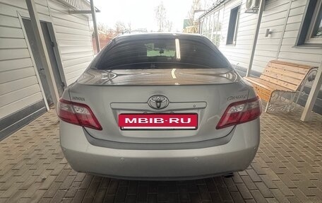 Toyota Camry, 2011 год, 1 350 000 рублей, 4 фотография