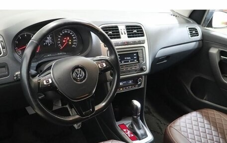 Volkswagen Polo VI (EU Market), 2016 год, 1 299 000 рублей, 6 фотография