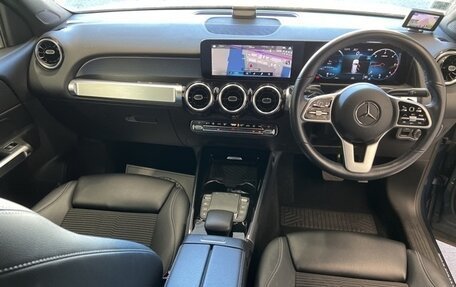 Mercedes-Benz GLB, 2021 год, 2 416 000 рублей, 4 фотография