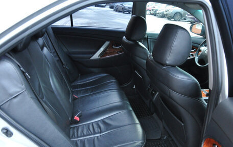 Toyota Camry, 2008 год, 1 200 000 рублей, 11 фотография