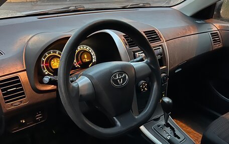 Toyota Corolla, 2011 год, 690 000 рублей, 5 фотография