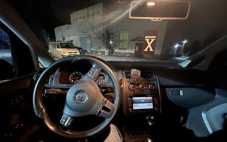 Volkswagen Touran III, 2012 год, 730 000 рублей, 9 фотография