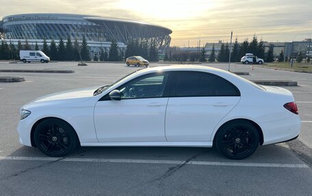 Mercedes-Benz E-Класс, 2017 год, 3 900 000 рублей, 3 фотография