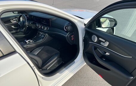 Mercedes-Benz E-Класс, 2017 год, 3 900 000 рублей, 16 фотография