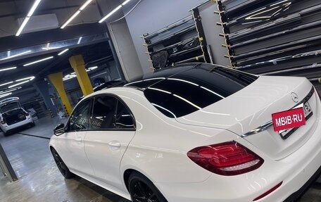 Mercedes-Benz E-Класс, 2017 год, 3 900 000 рублей, 21 фотография