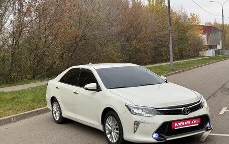 Toyota Camry, 2015 год, 1 450 000 рублей, 2 фотография