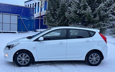 Hyundai Solaris II рестайлинг, 2015 год, 1 150 000 рублей, 4 фотография