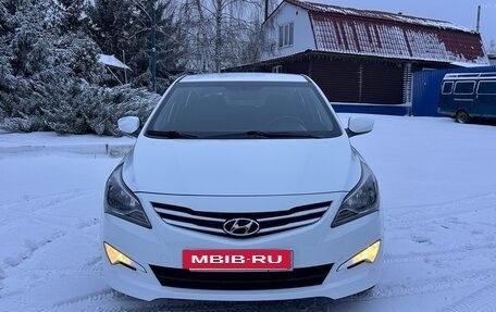 Hyundai Solaris II рестайлинг, 2015 год, 1 150 000 рублей, 3 фотография