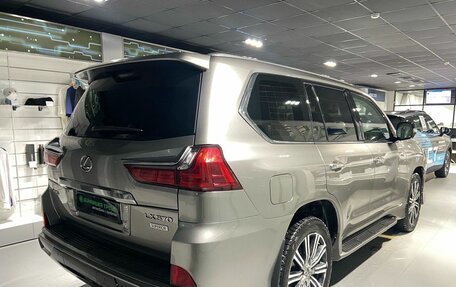 Lexus LX III, 2016 год, 6 350 000 рублей, 3 фотография