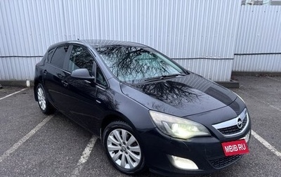 Opel Astra J, 2011 год, 670 000 рублей, 1 фотография