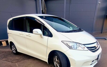 Honda Freed I, 2012 год, 1 255 000 рублей, 10 фотография