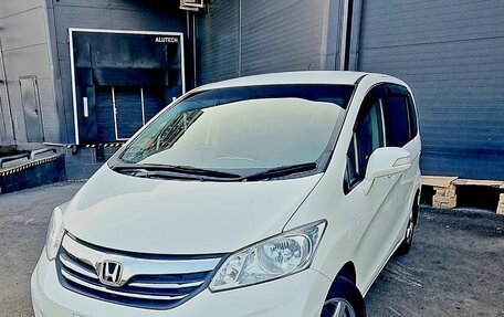 Honda Freed I, 2012 год, 1 255 000 рублей, 1 фотография