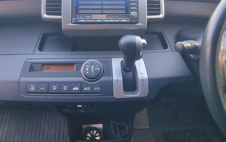 Honda Freed I, 2012 год, 1 255 000 рублей, 20 фотография