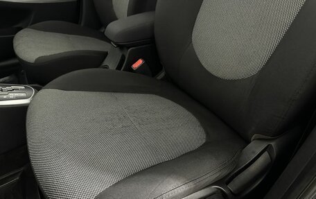 Hyundai Solaris II рестайлинг, 2012 год, 840 000 рублей, 10 фотография