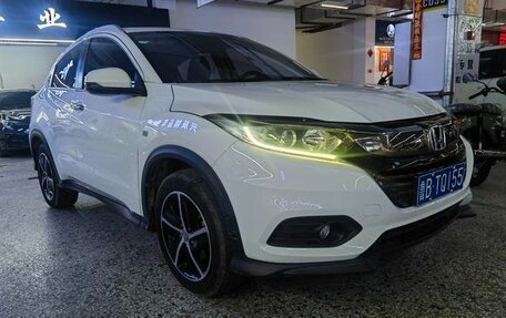 Honda Vezel, 2022 год, 1 440 000 рублей, 2 фотография