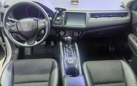 Honda Vezel, 2022 год, 1 440 000 рублей, 8 фотография