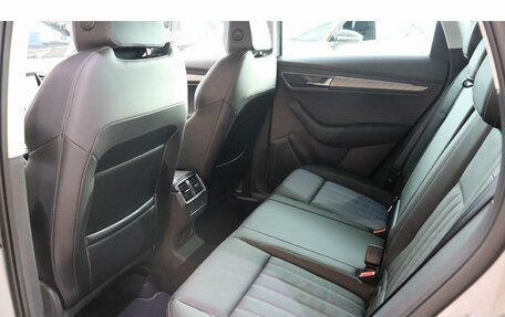 Skoda Karoq I, 2025 год, 4 199 000 рублей, 15 фотография
