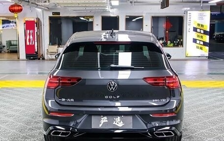 Volkswagen Golf VIII, 2022 год, 1 970 777 рублей, 5 фотография