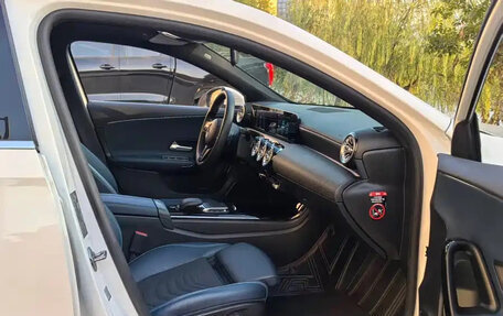 Mercedes-Benz A-Класс, 2022 год, 1 790 998 рублей, 8 фотография