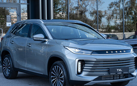 CheryExeed TXL, 2024 год, 3 900 000 рублей, 3 фотография