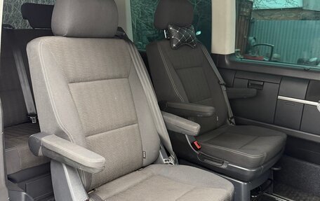 Volkswagen Multivan T6 рестайлинг, 2019 год, 4 000 000 рублей, 10 фотография