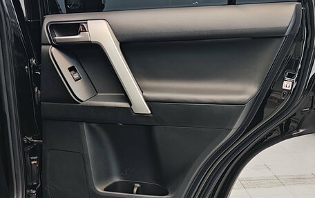 Toyota Land Cruiser Prado 150 рестайлинг 2, 2021 год, 7 877 000 рублей, 21 фотография