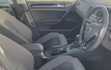 Volkswagen Golf VII, 2021 год, 1 479 666 рублей, 9 фотография