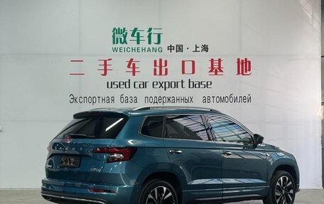 Skoda Karoq I, 2022 год, 1 780 000 рублей, 4 фотография