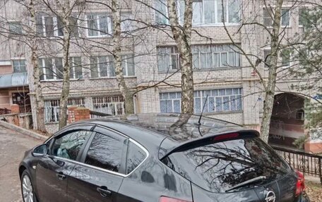 Opel Astra J, 2011 год, 555 000 рублей, 5 фотография