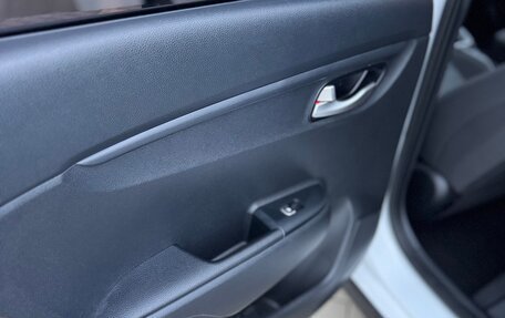 KIA Rio IV, 2022 год, 1 930 000 рублей, 9 фотография