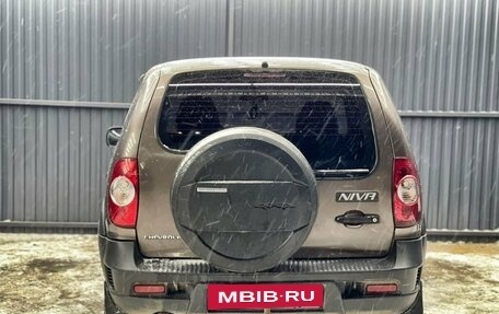 Chevrolet Niva I рестайлинг, 2013 год, 519 000 рублей, 5 фотография