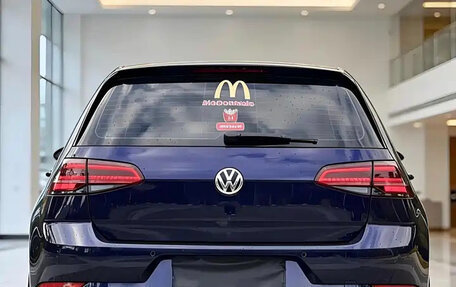 Volkswagen Golf VII, 2018 год, 1 590 586 рублей, 6 фотография