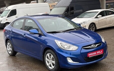 Hyundai Solaris II рестайлинг, 2013 год, 1 050 000 рублей, 3 фотография