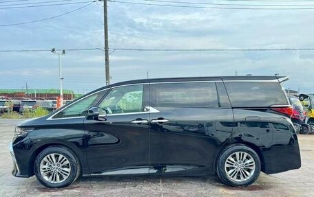 Toyota Alphard, 2024 год, 7 200 000 рублей, 8 фотография