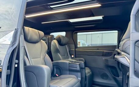 Toyota Alphard, 2024 год, 7 200 000 рублей, 15 фотография