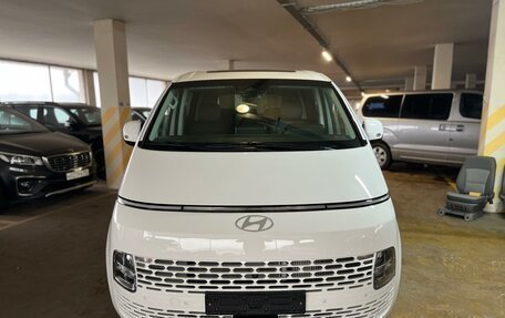 Hyundai Staria, 2025 год, 5 799 000 рублей, 3 фотография