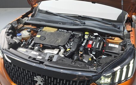 Peugeot 2008 II, 2021 год, 1 710 002 рублей, 6 фотография