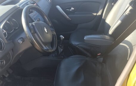 Renault Sandero II рестайлинг, 2016 год, 850 000 рублей, 15 фотография