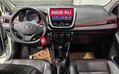 Toyota Yaris XP150 рестайлинг, 2021 год, 1 165 000 рублей, 12 фотография