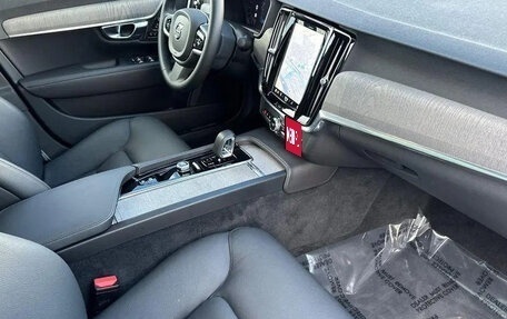 Volvo S90 II рестайлинг, 2025 год, 7 743 000 рублей, 3 фотография