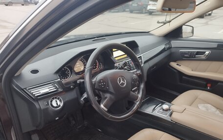 Mercedes-Benz E-Класс, 2010 год, 1 250 000 рублей, 5 фотография