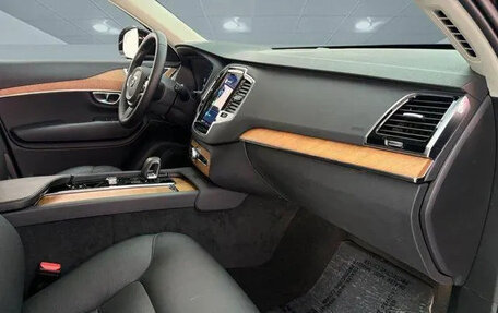 Volvo XC90 II рестайлинг, 2025 год, 6 957 000 рублей, 16 фотография