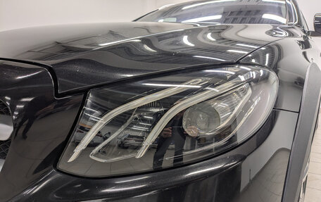 Mercedes-Benz E-Класс, 2017 год, 3 480 000 рублей, 11 фотография
