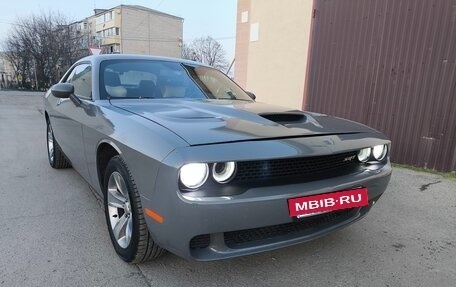 Dodge Challenger III рестайлинг 2, 2017 год, 2 950 000 рублей, 5 фотография